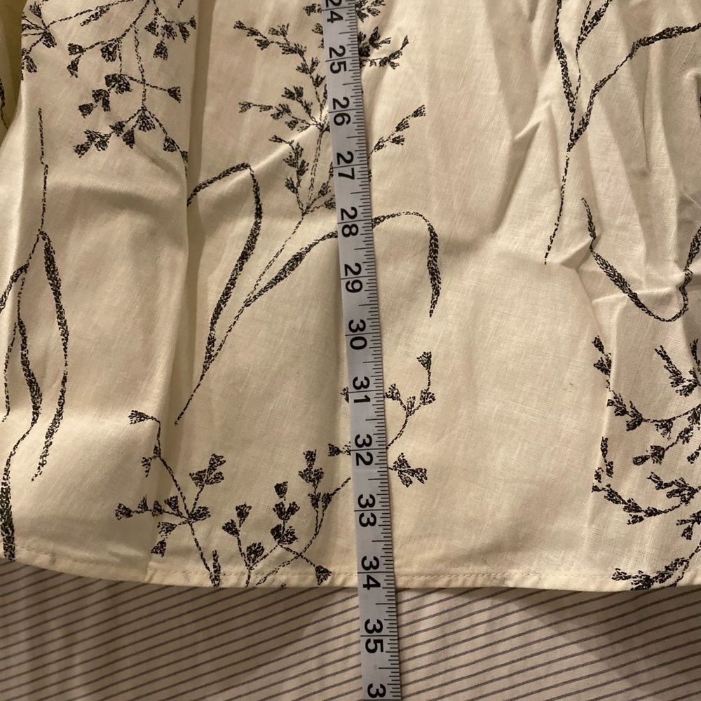 H & M linen blend black and white floral midi circular skirt - Picture 13 of 13
